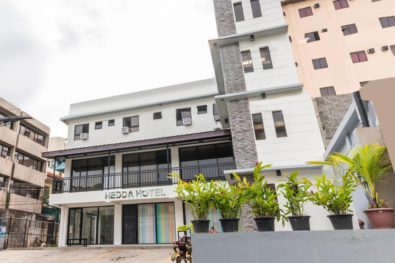 Vaccinated Staff - Oyo 476 Hedda Hotel Cebu Stadt Exterior foto