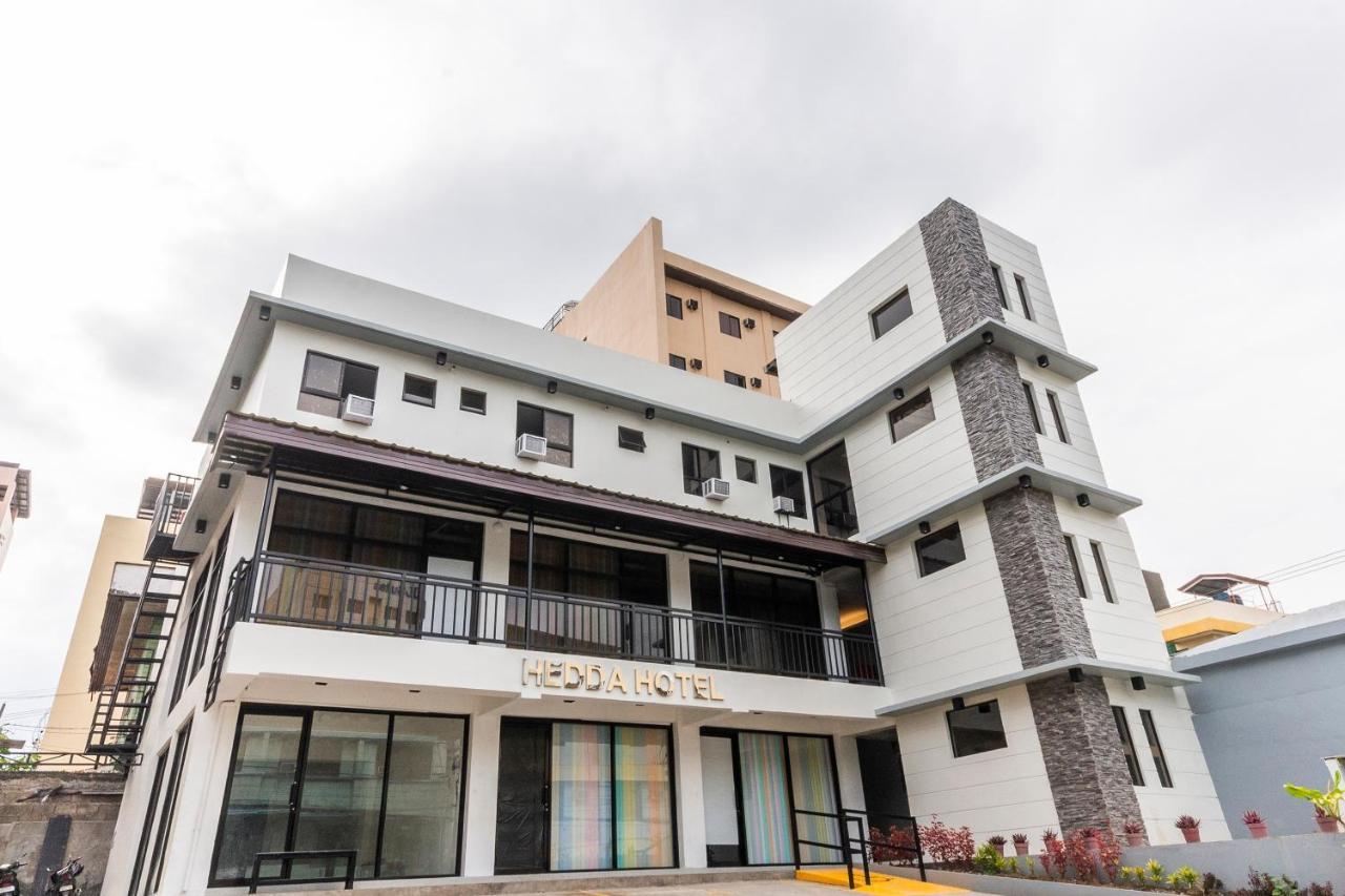 Vaccinated Staff - Oyo 476 Hedda Hotel Cebu Stadt Exterior foto
